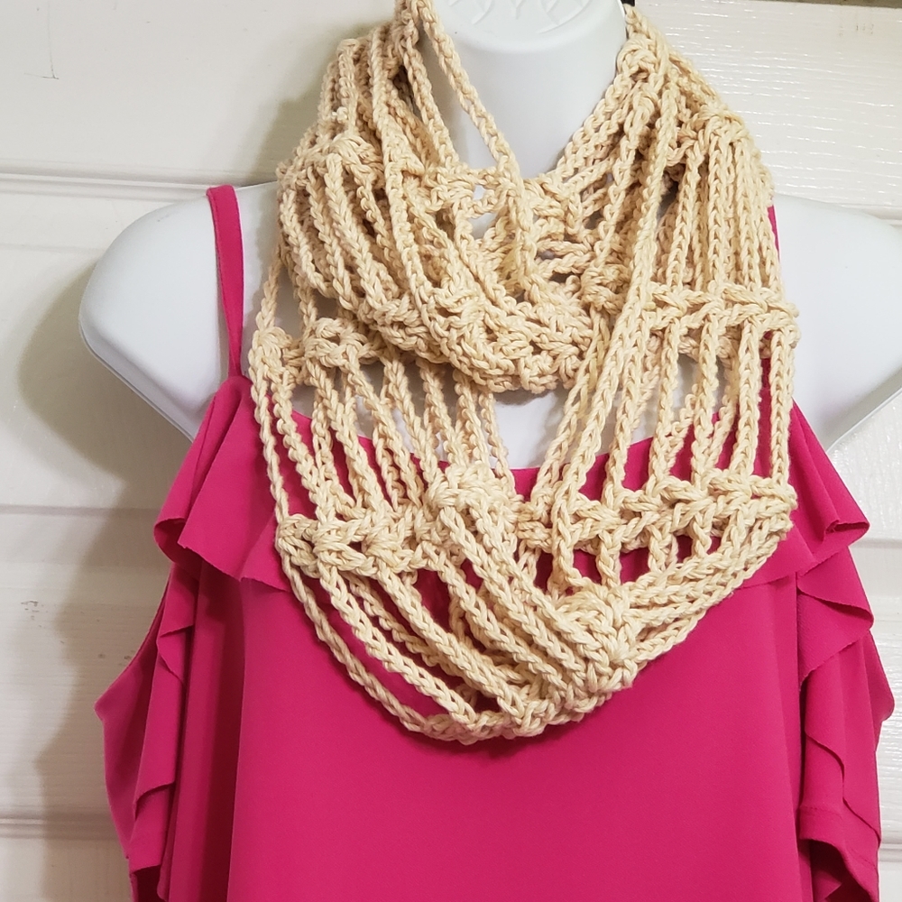 Crocheted infinity scarf,  organic cottone!🥰❣🧕